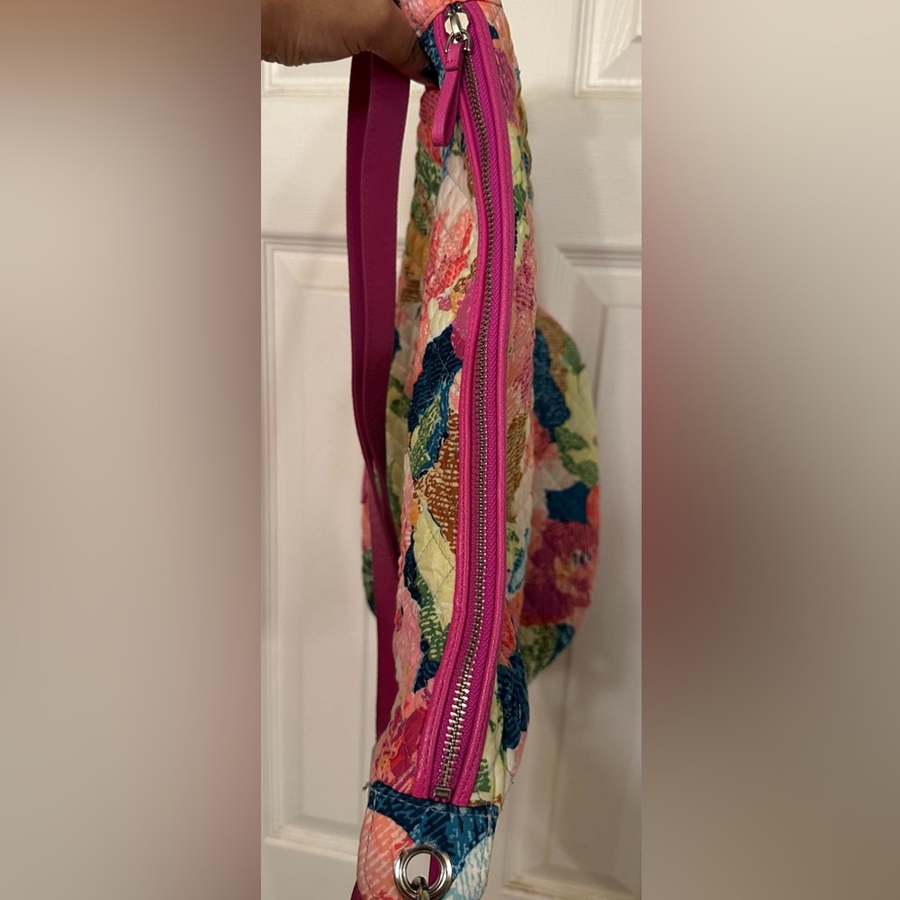 Vera Bradley Purse-Superbloom - Picture 7 of 12